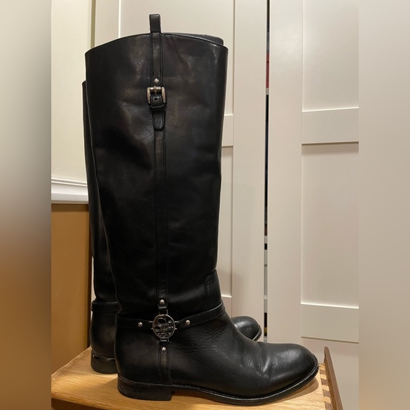 Coach “Mulan” Black Riding boot style with silver details - Picture 10 of 16